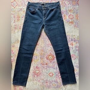 Express Mia Skinny Mid Rise Size 8R